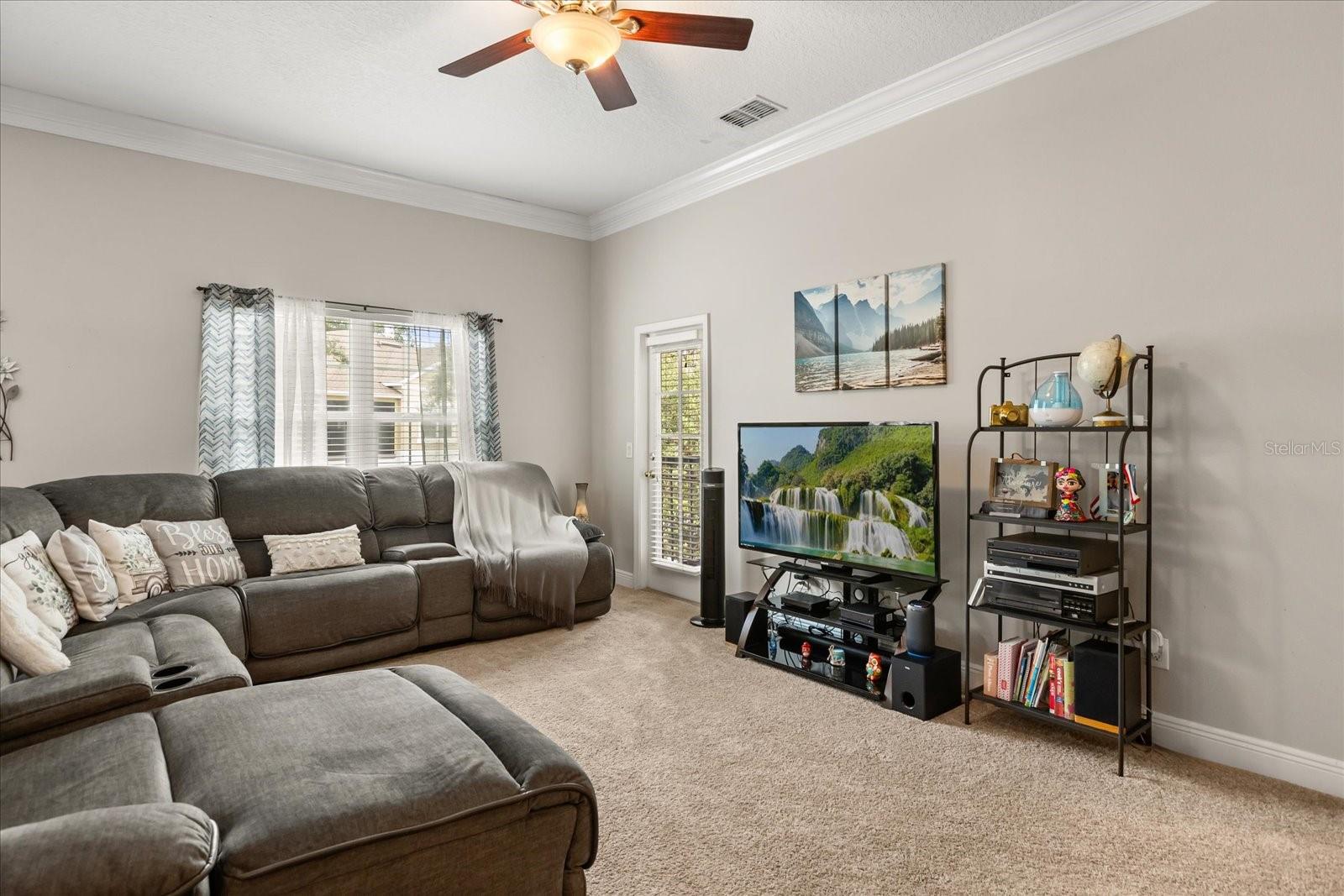OVERLOOK/PARKSIDE CONDO - Residential