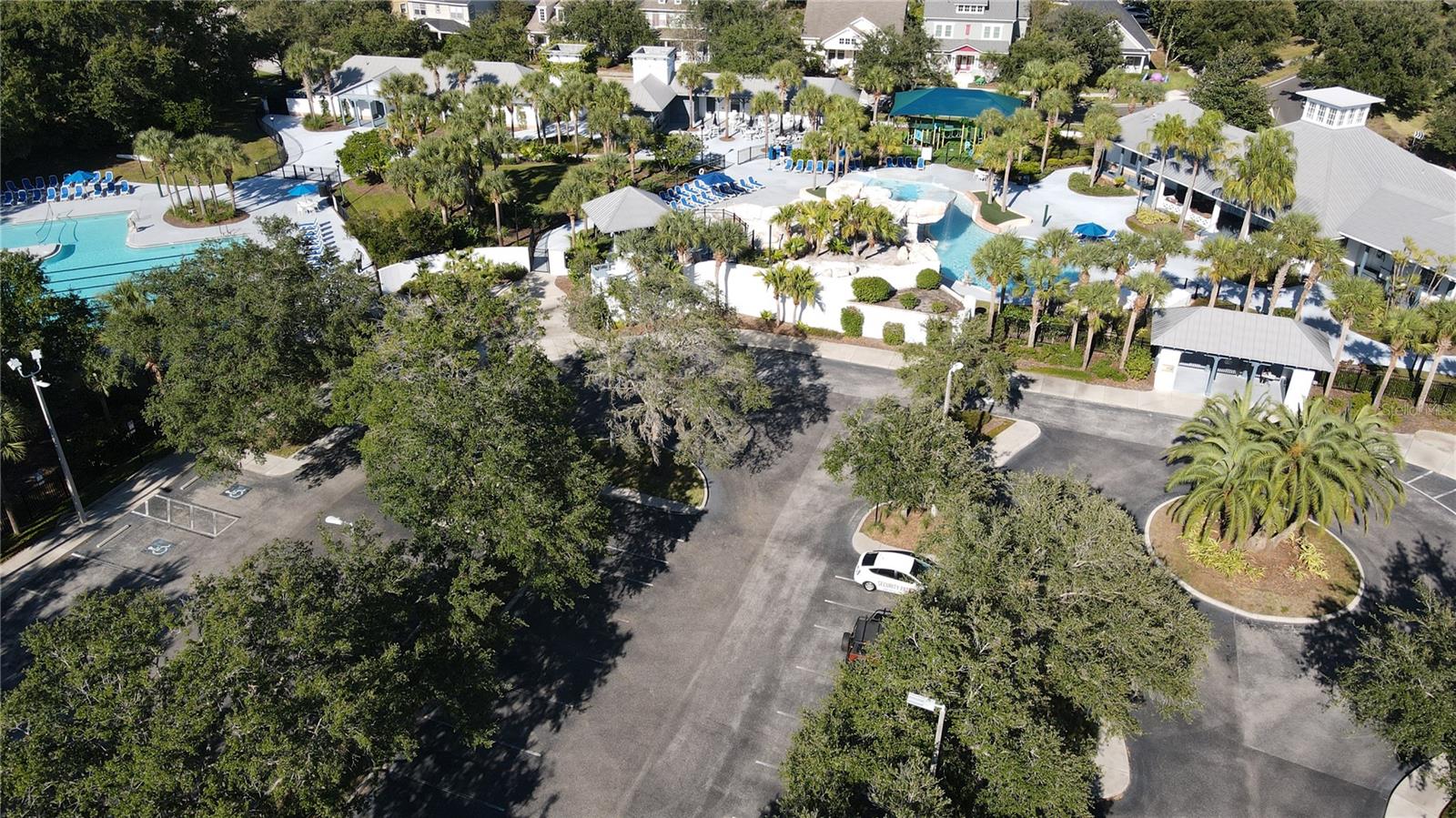 LUXURY CONDO AT FISHHAWK RANCH - Residential