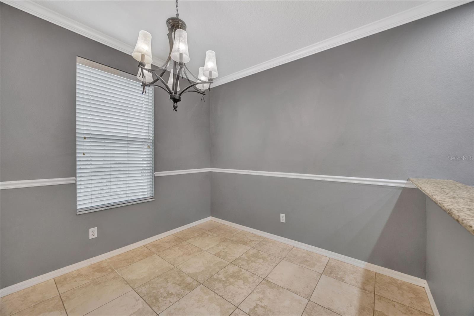 LUXURY CONDO AT FISHHAWK RANCH - Residential