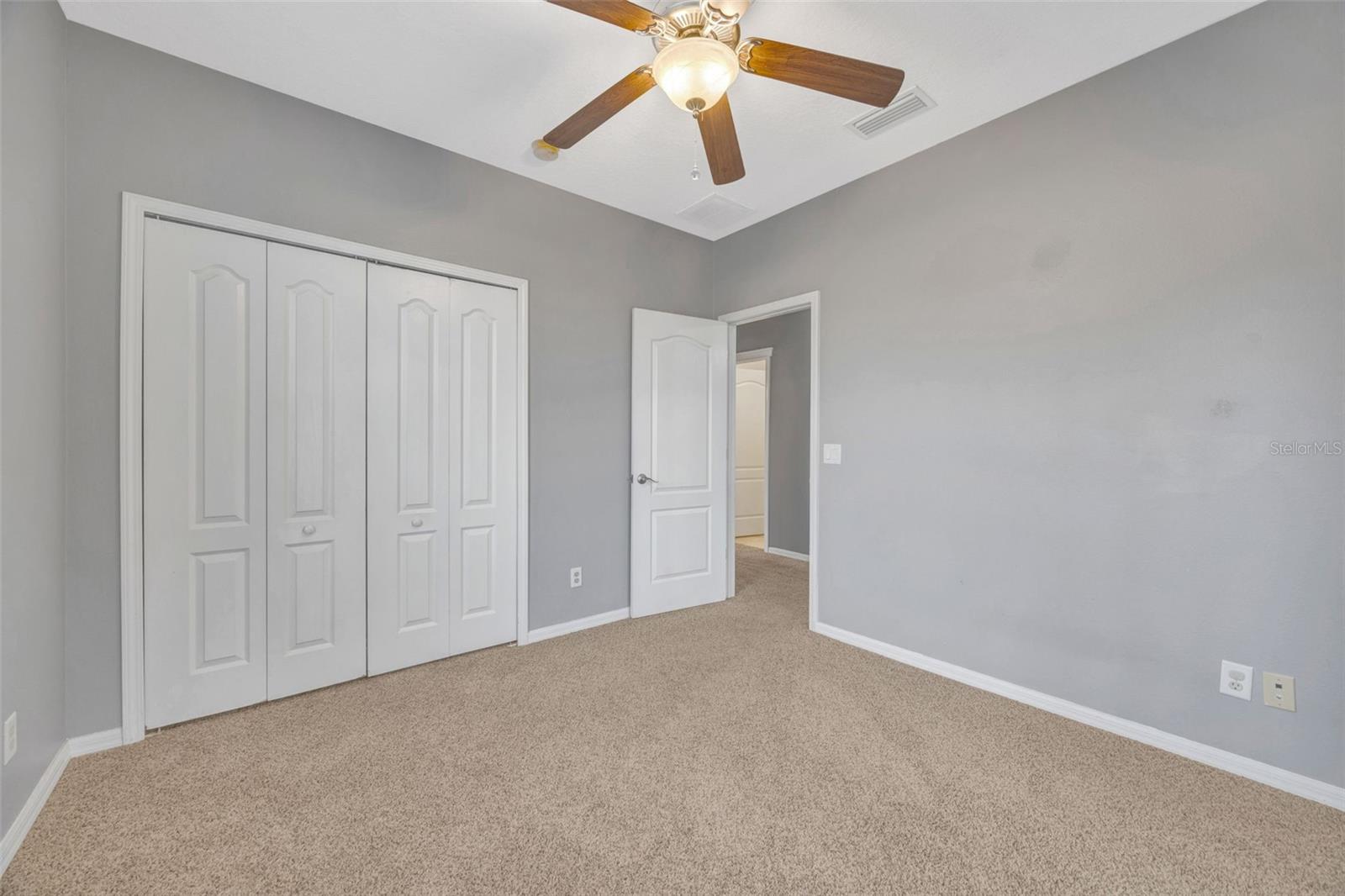 LUXURY CONDO AT FISHHAWK RANCH - Residential