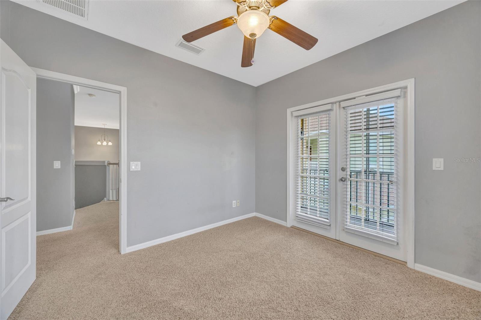 LUXURY CONDO AT FISHHAWK RANCH - Residential