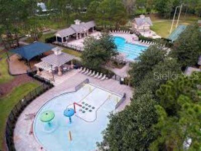 LUXURY CONDO AT FISHHAWK RANCH - Residential