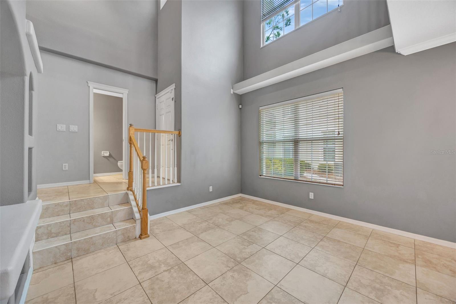 LUXURY CONDO AT FISHHAWK RANCH - Residential