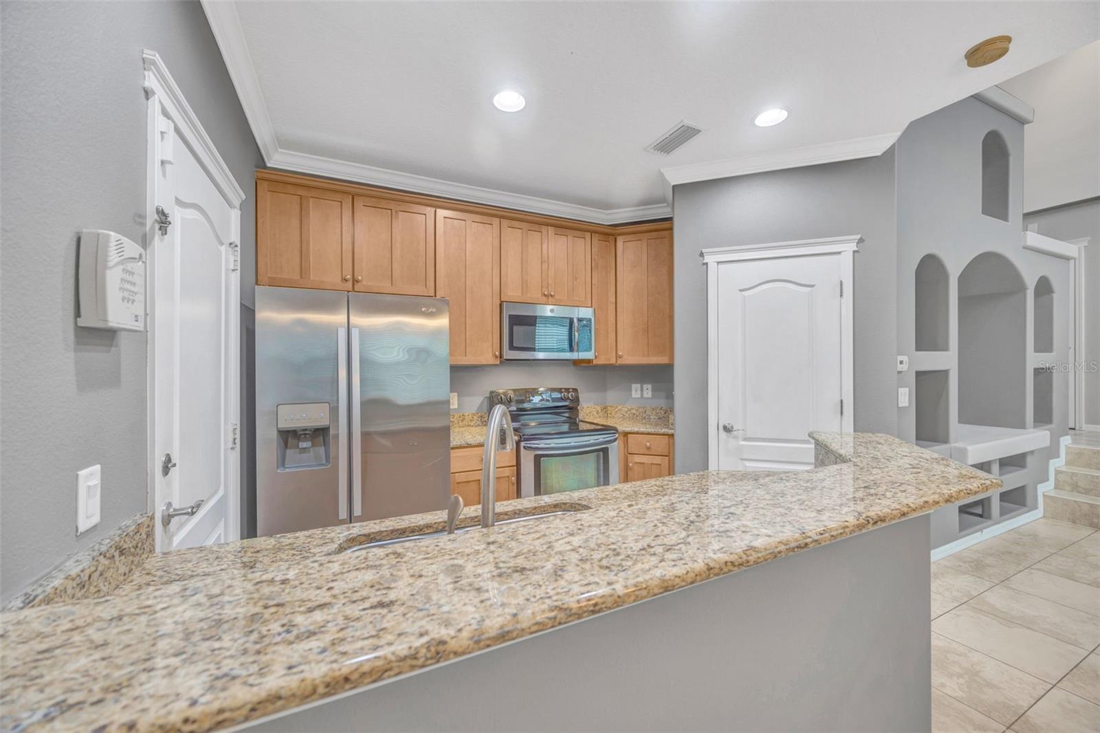 LUXURY CONDO AT FISHHAWK RANCH - Residential