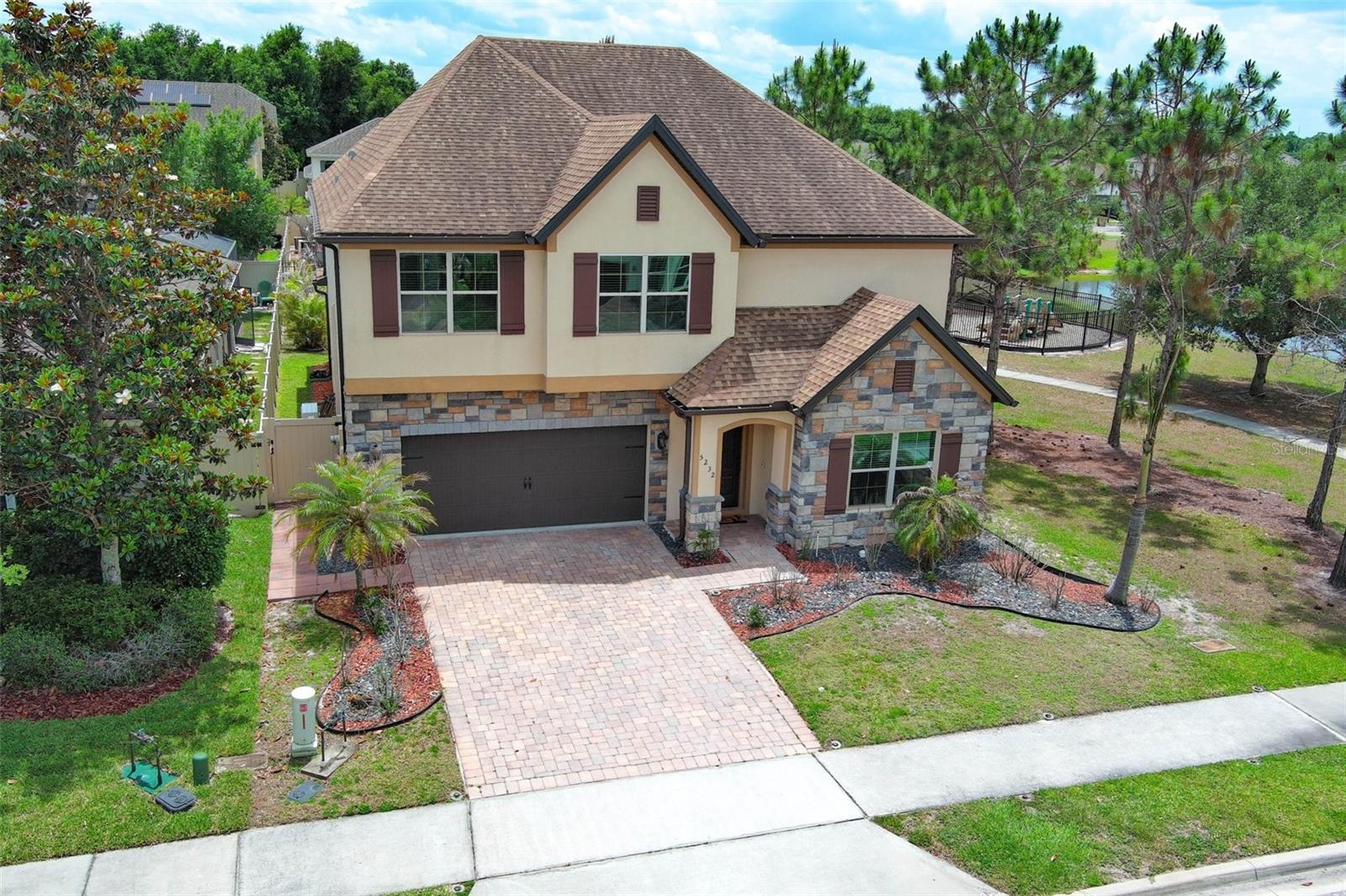 NOVA GROVE - Residential