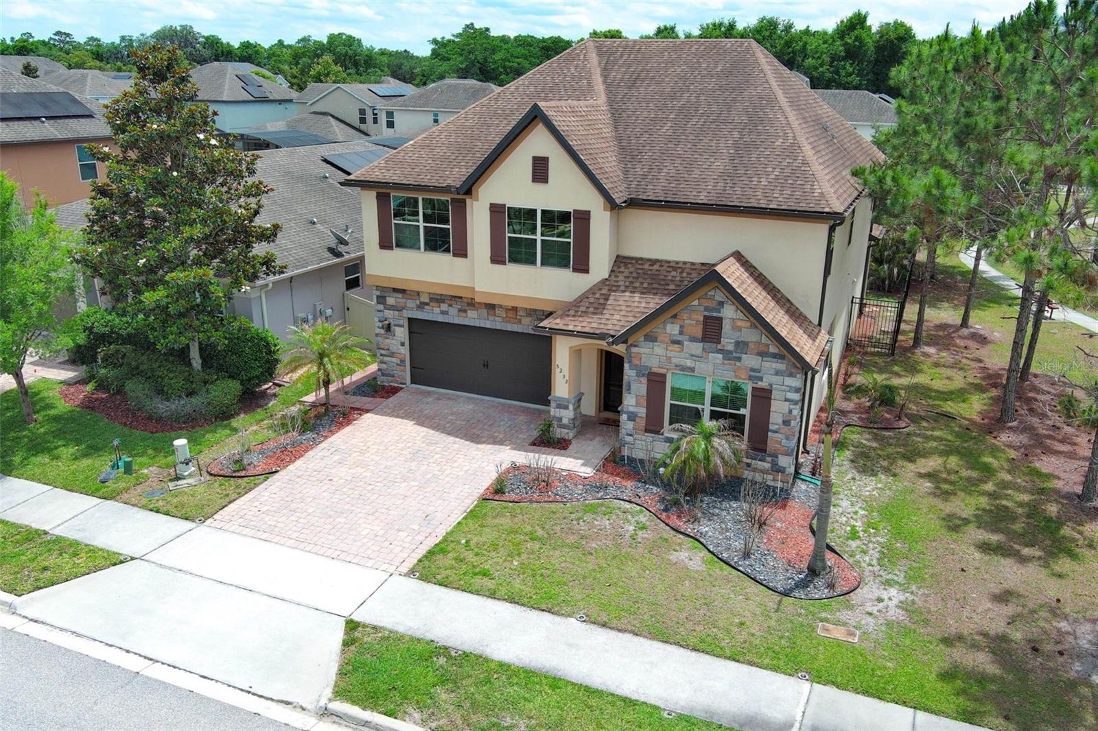 NOVA GROVE - Residential
