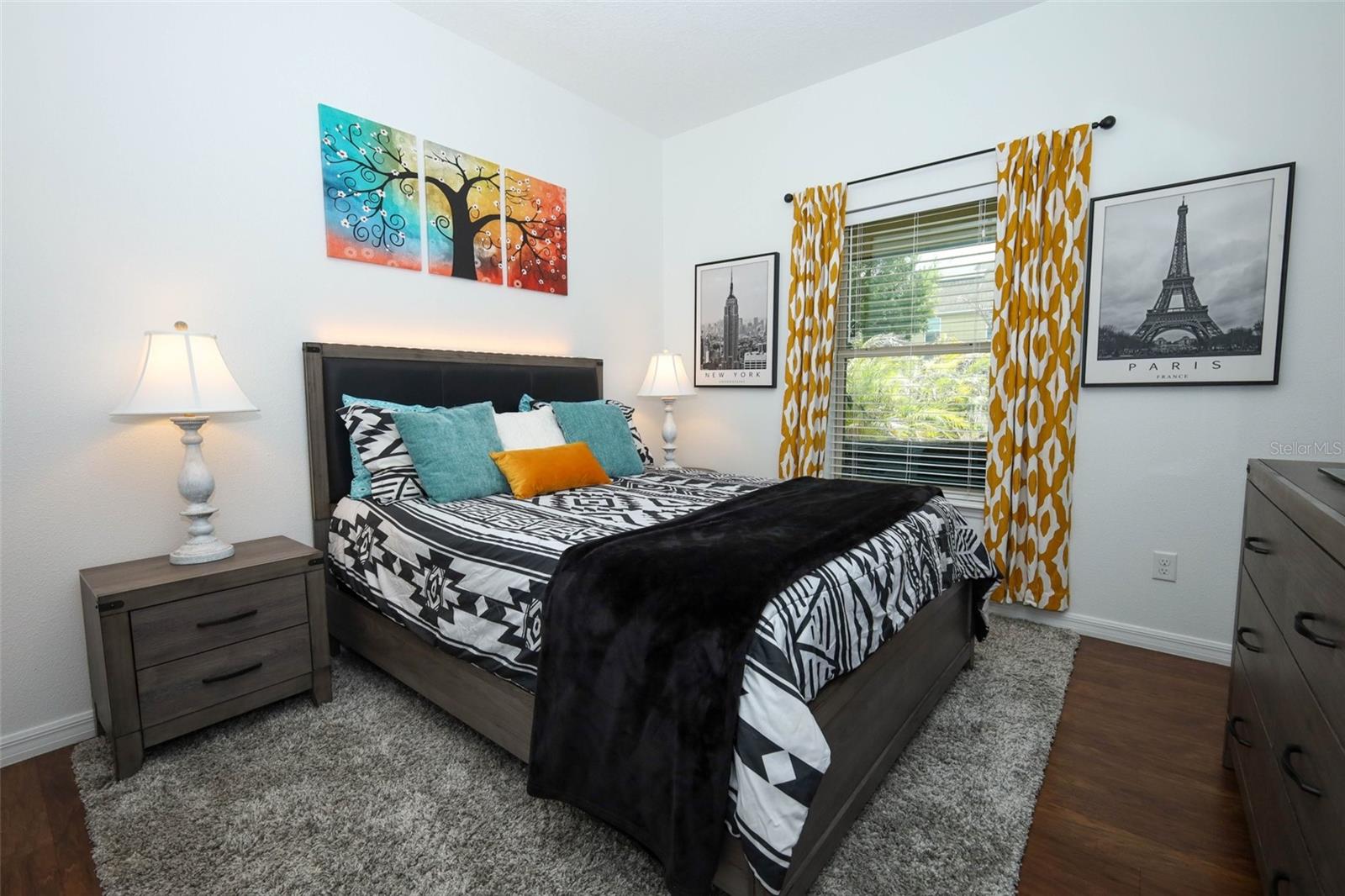 NOVA GROVE - Residential