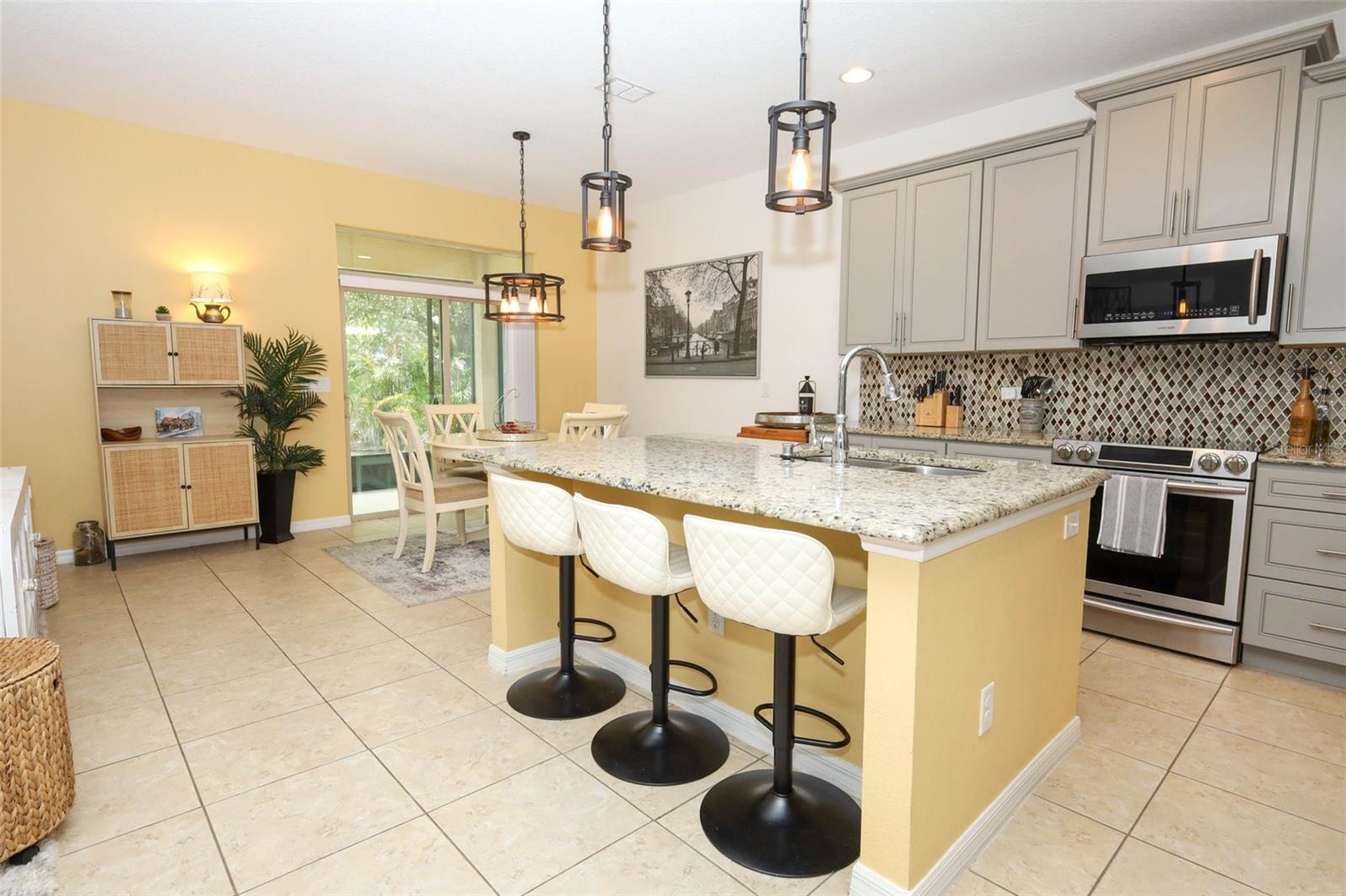 NOVA GROVE - Residential