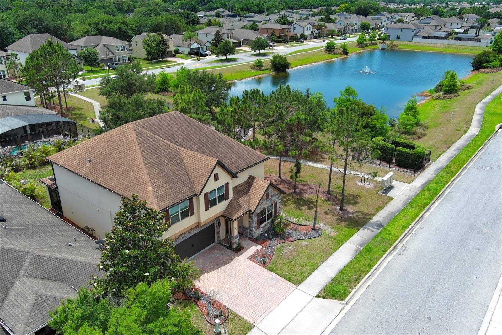 NOVA GROVE - Residential