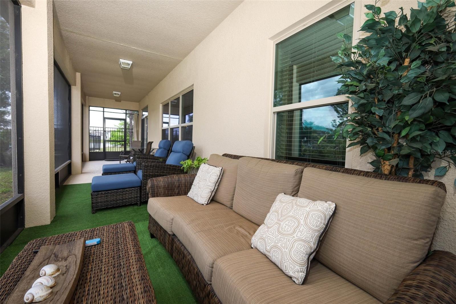 NOVA GROVE - Residential