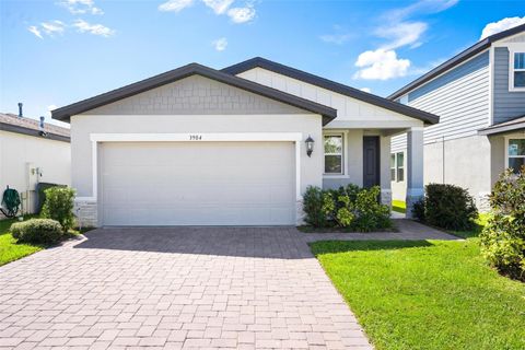 Photo of 3904 Brant Place, Leesburg, FL 34748 (MLS # G5102244) Photo of 3904 Brant Place, Leesburg, FL 34748 (MLS # G5102244)