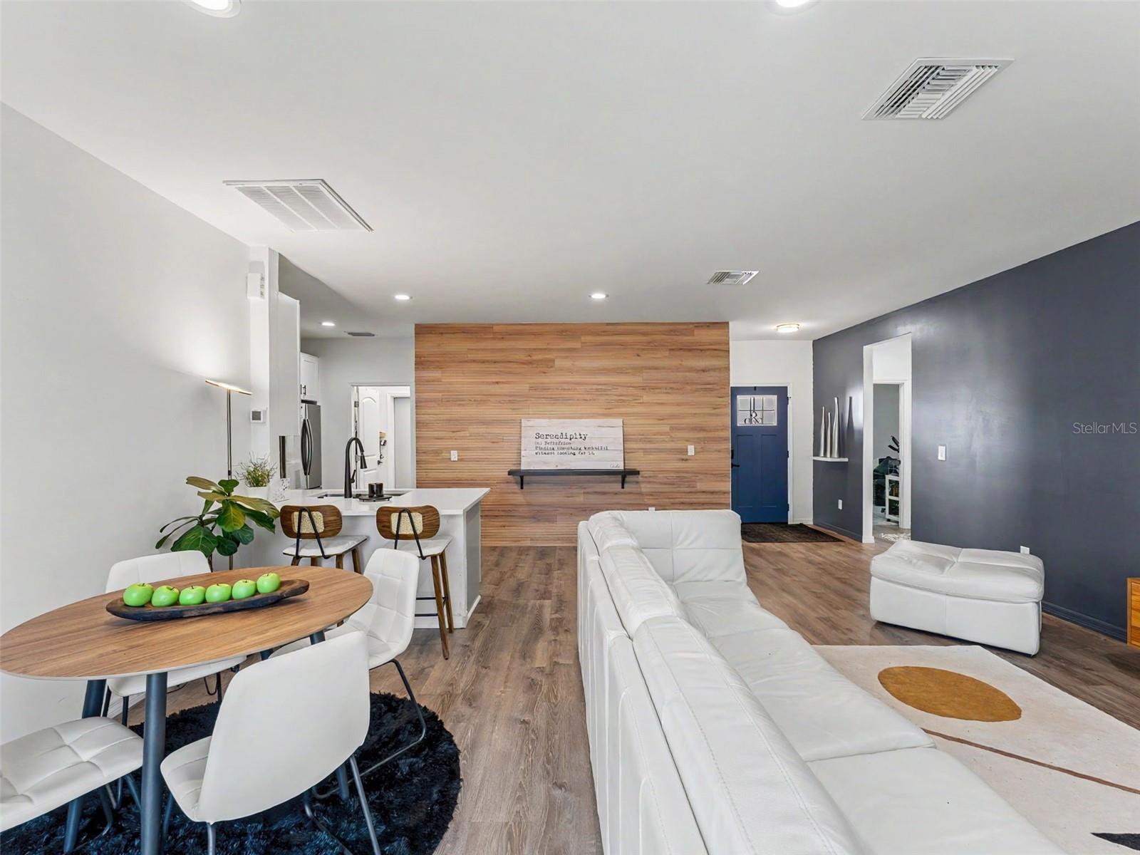 SPRING HILL - Residential