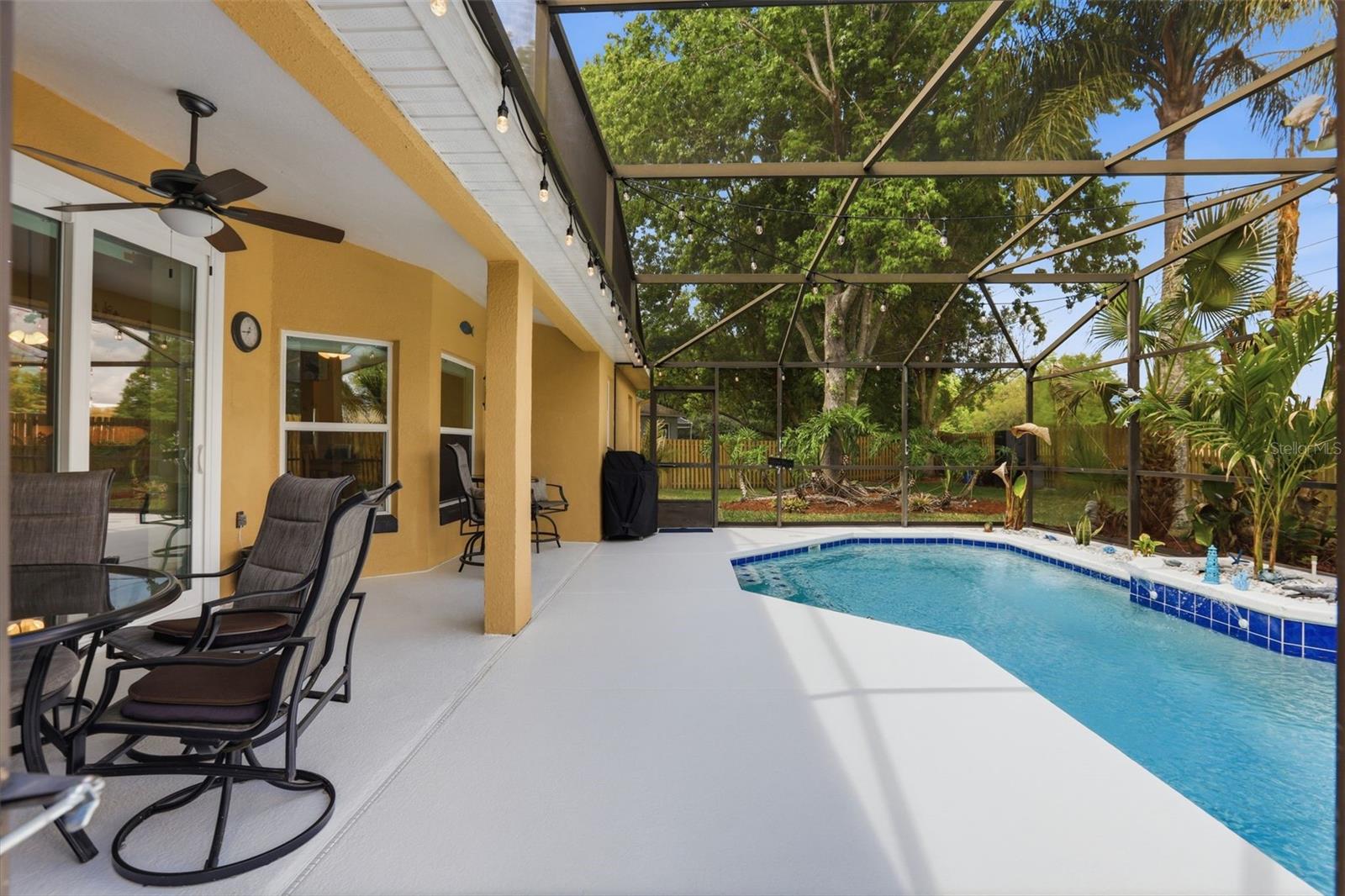 WINDING HOLLOW UNIT 1 - Residential