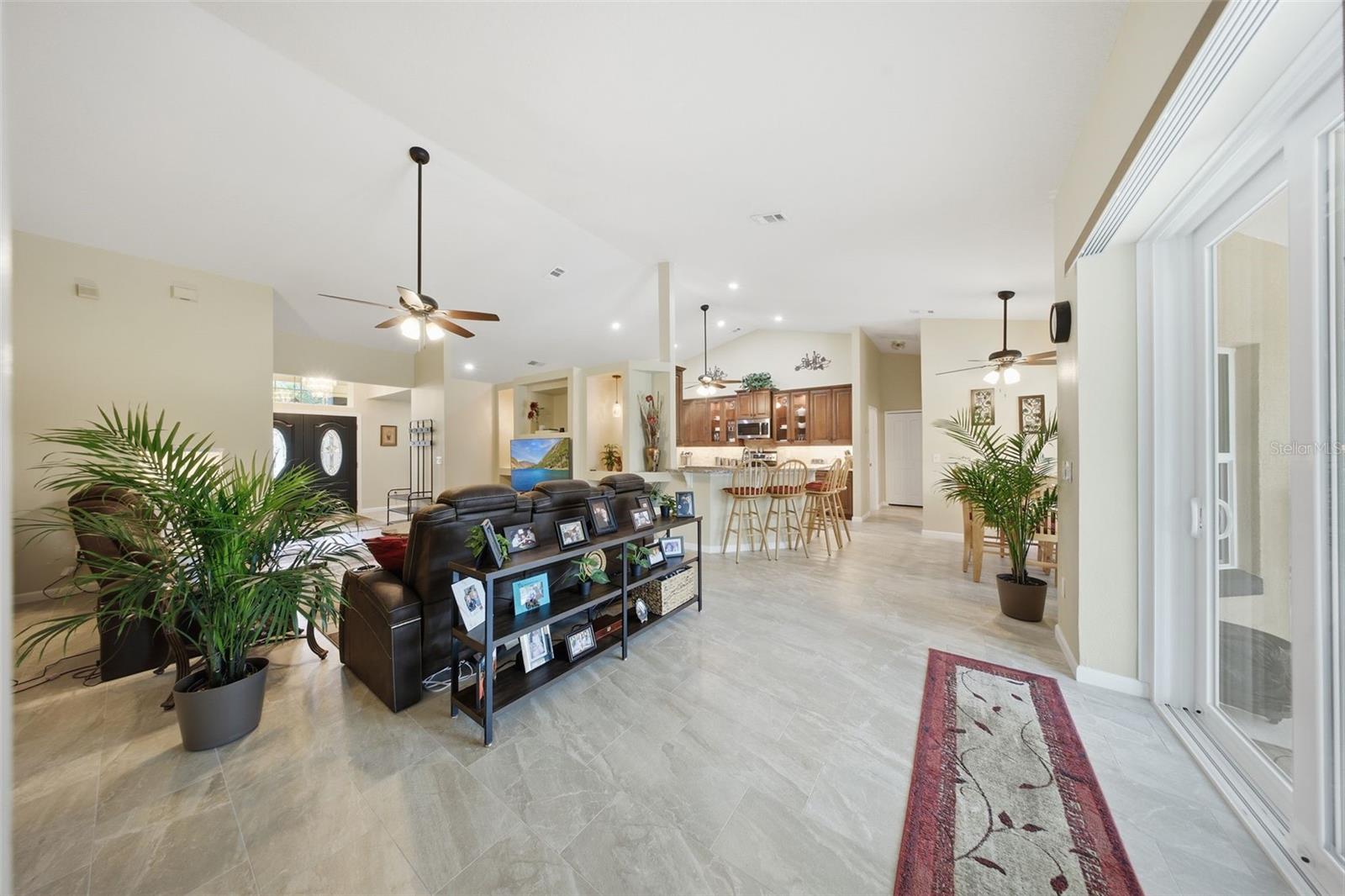 WINDING HOLLOW UNIT 1 - Residential