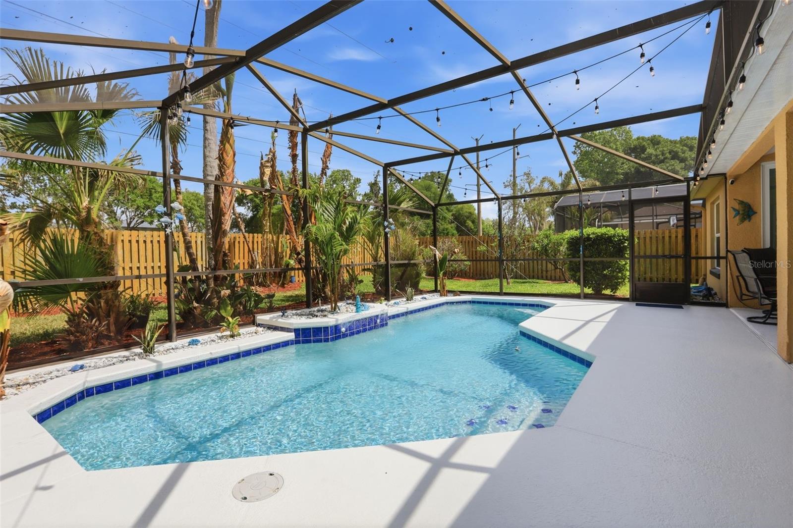 WINDING HOLLOW UNIT 1 - Residential