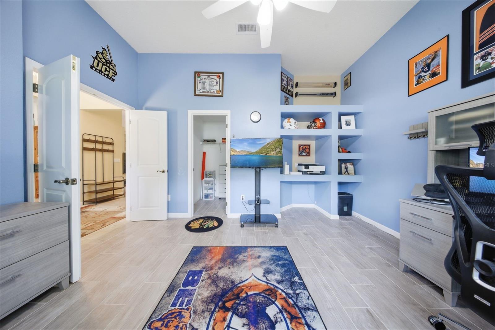 WINDING HOLLOW UNIT 1 - Residential