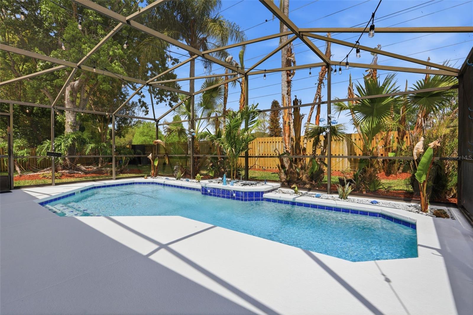 WINDING HOLLOW UNIT 1 - Residential