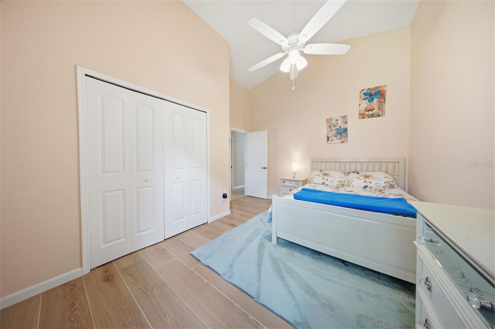 WINDING HOLLOW UNIT 1 - Residential