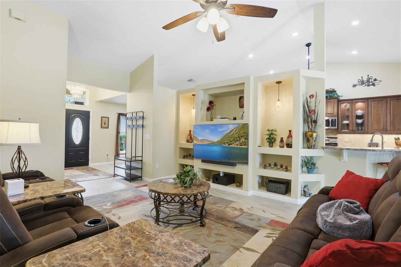 WINDING HOLLOW UNIT 1 - Residential