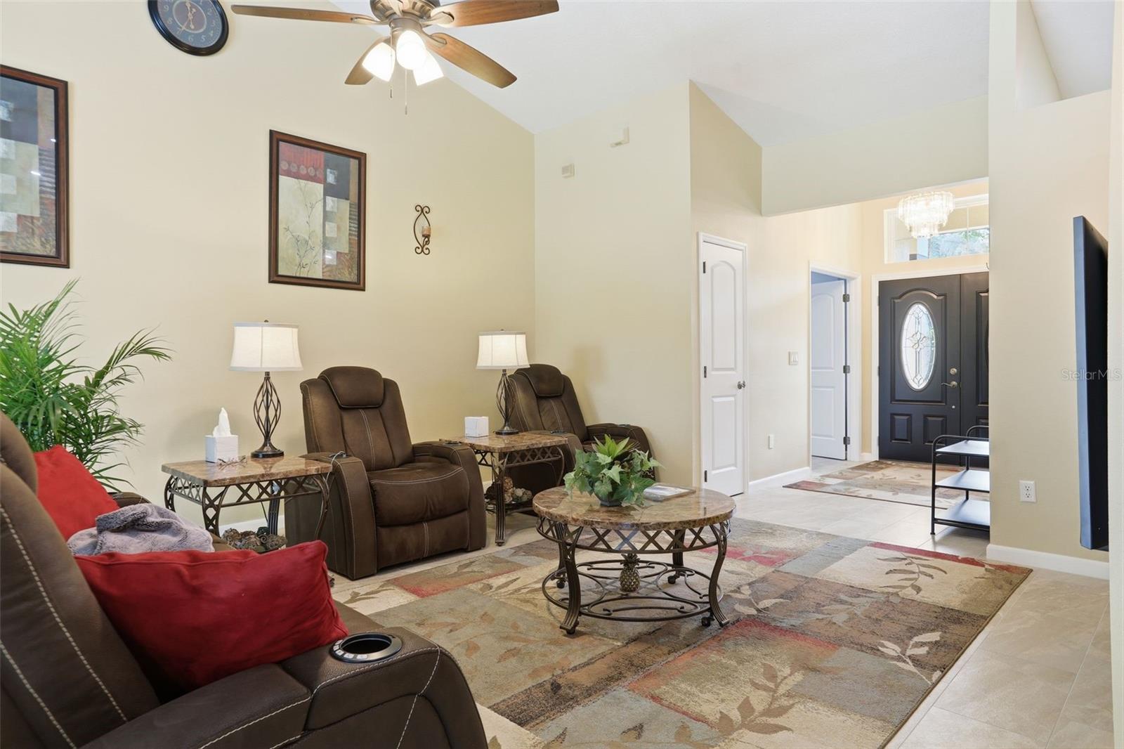 WINDING HOLLOW UNIT 1 - Residential