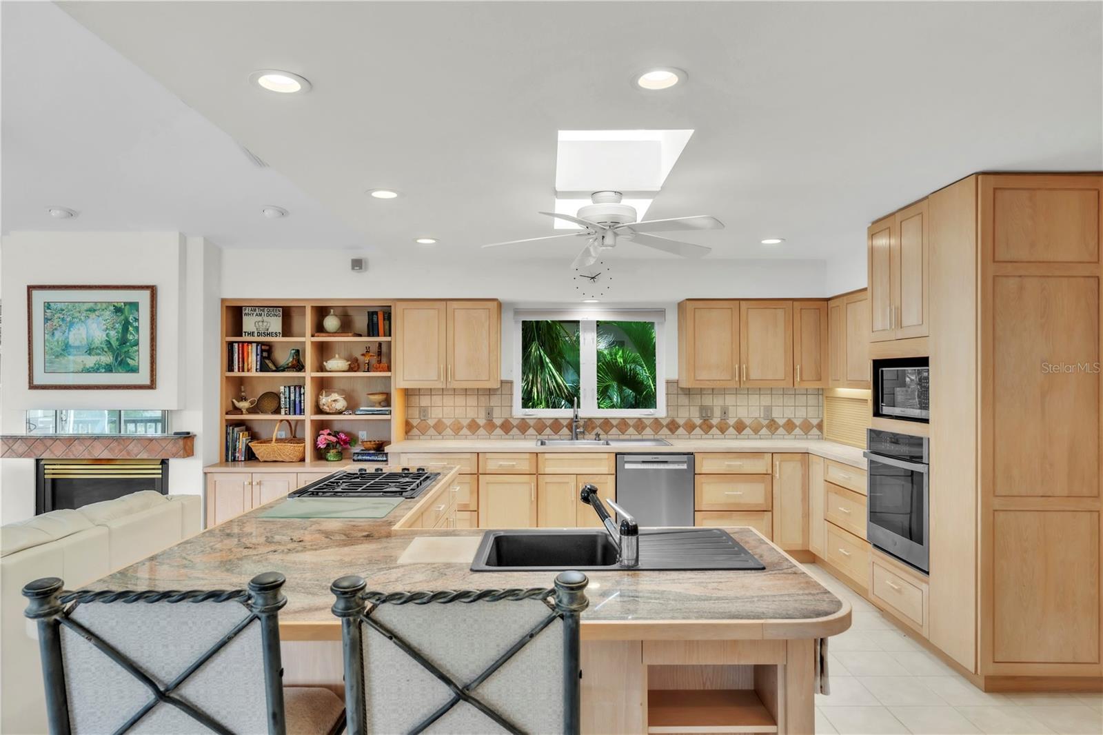 SUNSET COVE - Residential