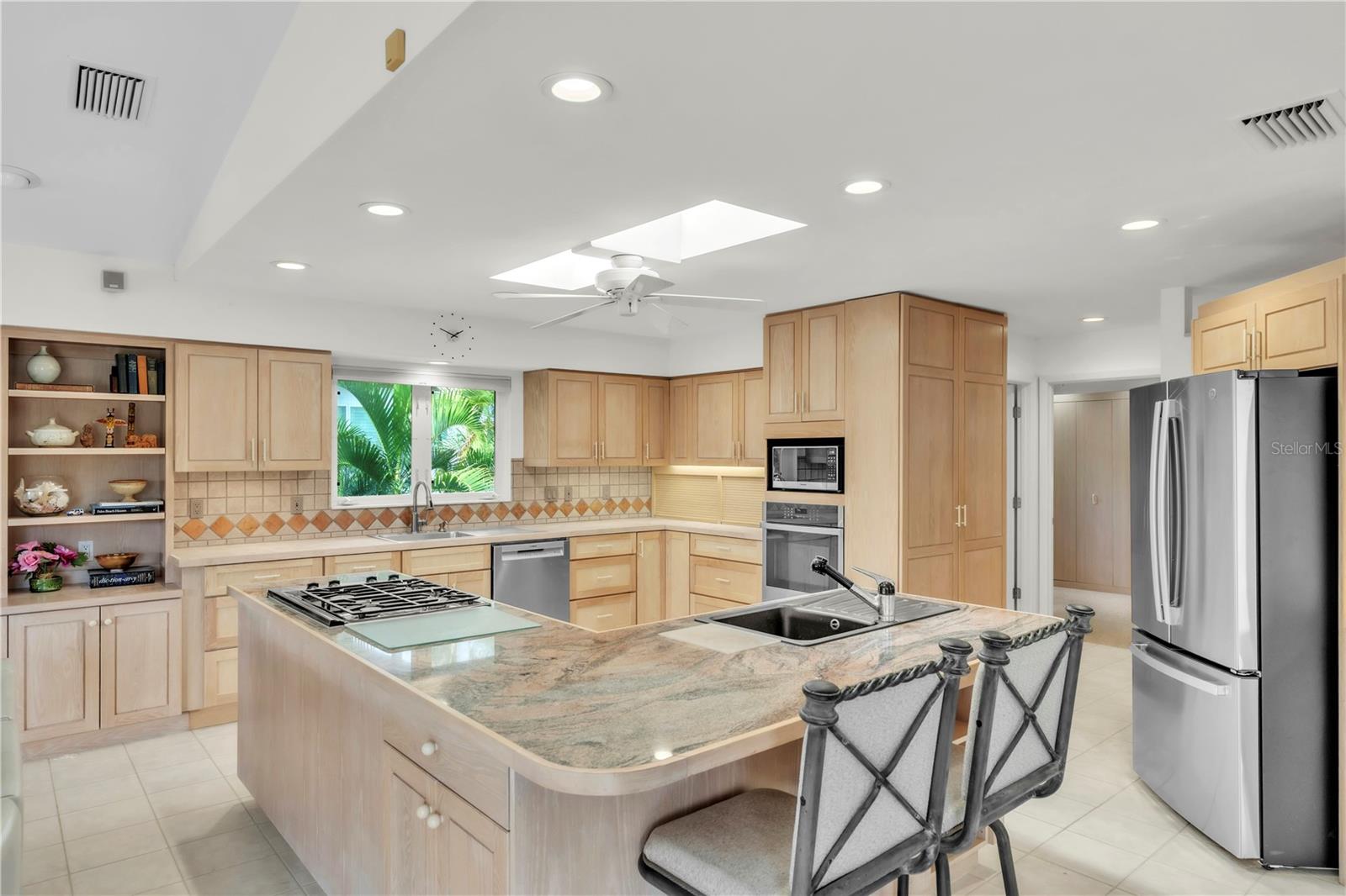 SUNSET COVE - Residential