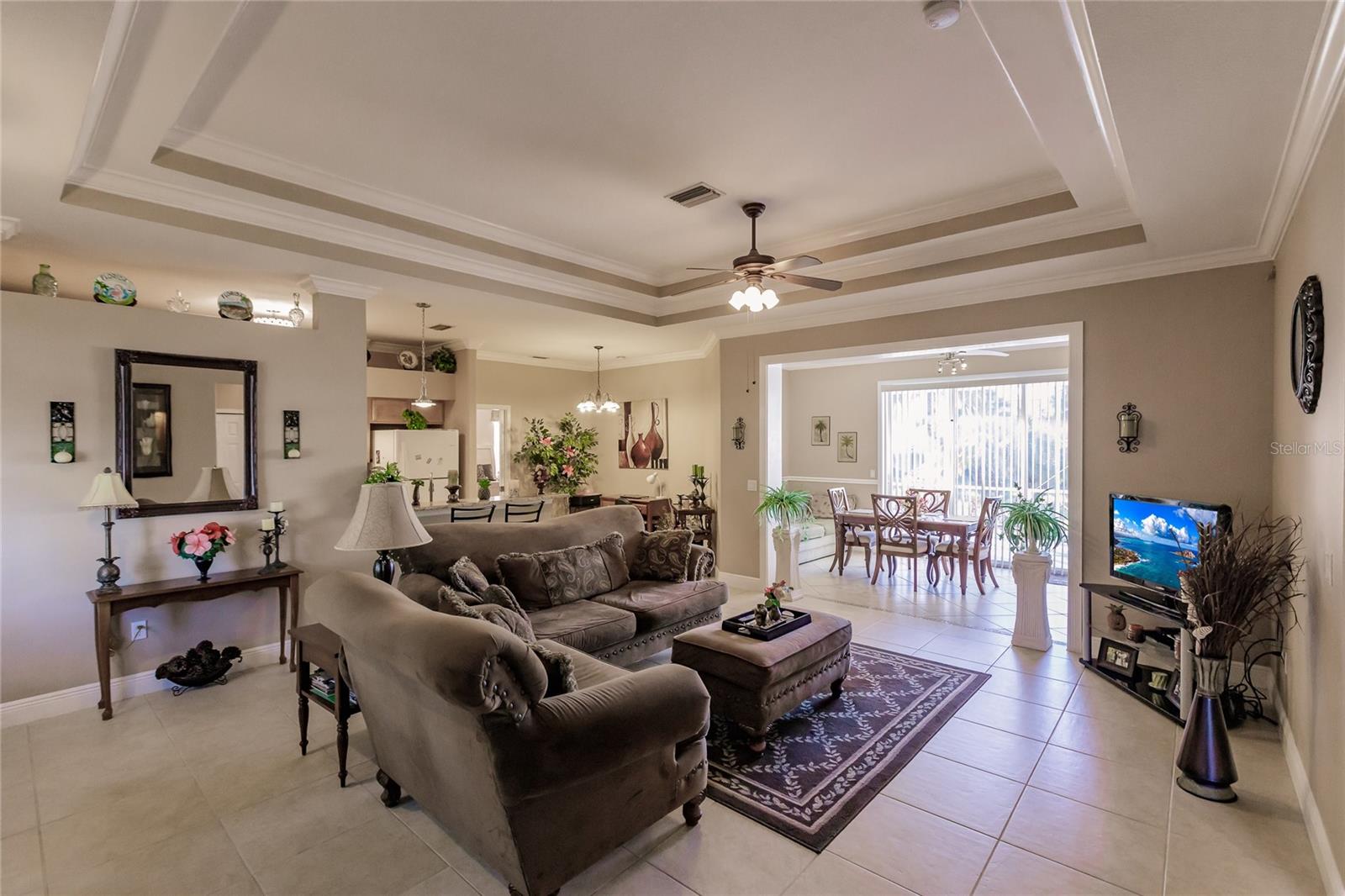 3835 W PRICE BOULEVARD