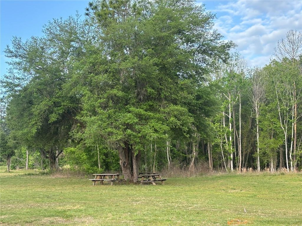 Photo of SE Hawthorne Road, Hawthorne, FL 32640 (MLS # GC539183)