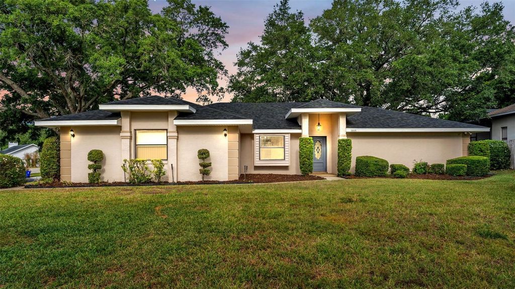 Photo of 4669 Highlands Place Drive, Lakeland, FL 33813 (MLS # L4961247)
