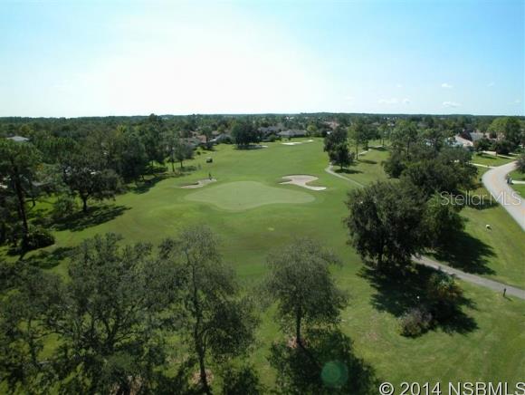 Crosswinds Hangar Condo Spruce Creek - Commercial Sale