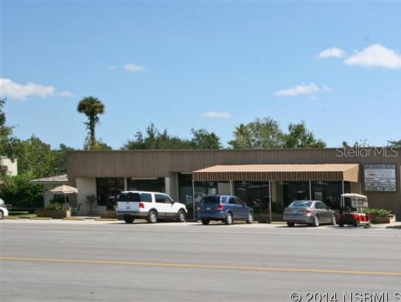 Crosswinds Hangar Condo Spruce Creek - Commercial Sale