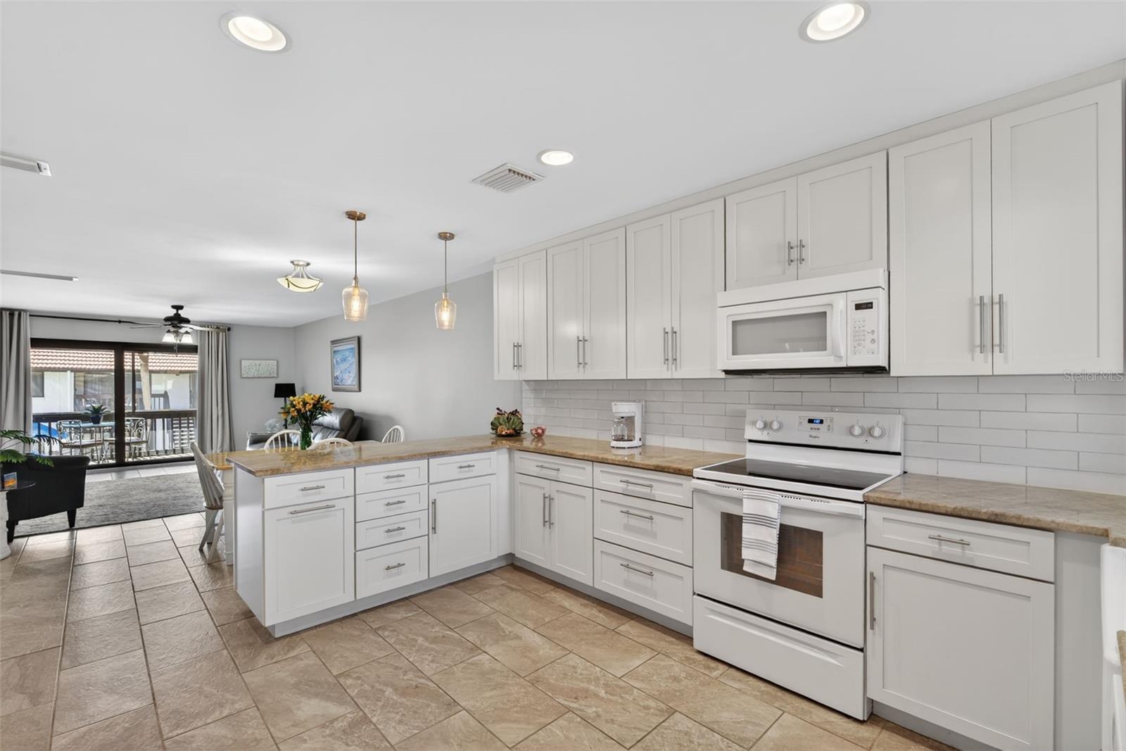 CASTEL DEL MARE - Residential