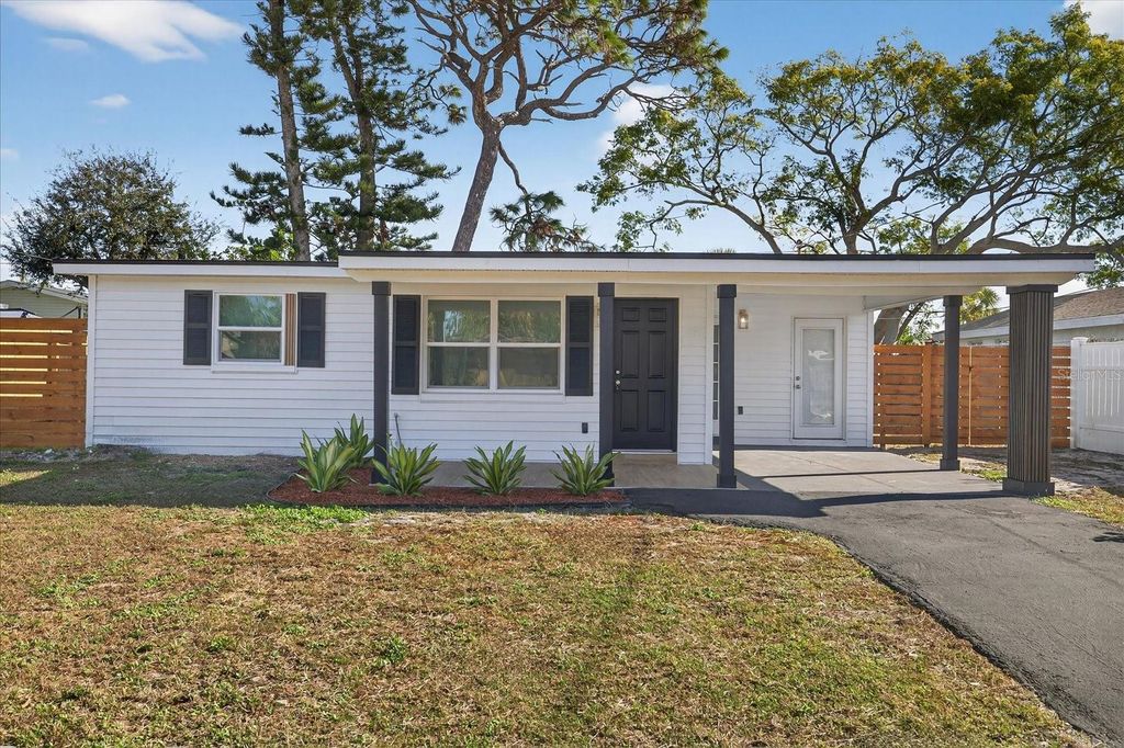 Photo of 11197 102nd Lane, Largo, FL 33773 (MLS # TB8456602)