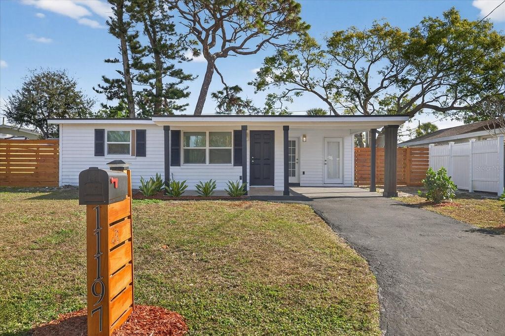 Photo of 11197 102nd Lane, Largo, FL 33773 (MLS # TB8456602)