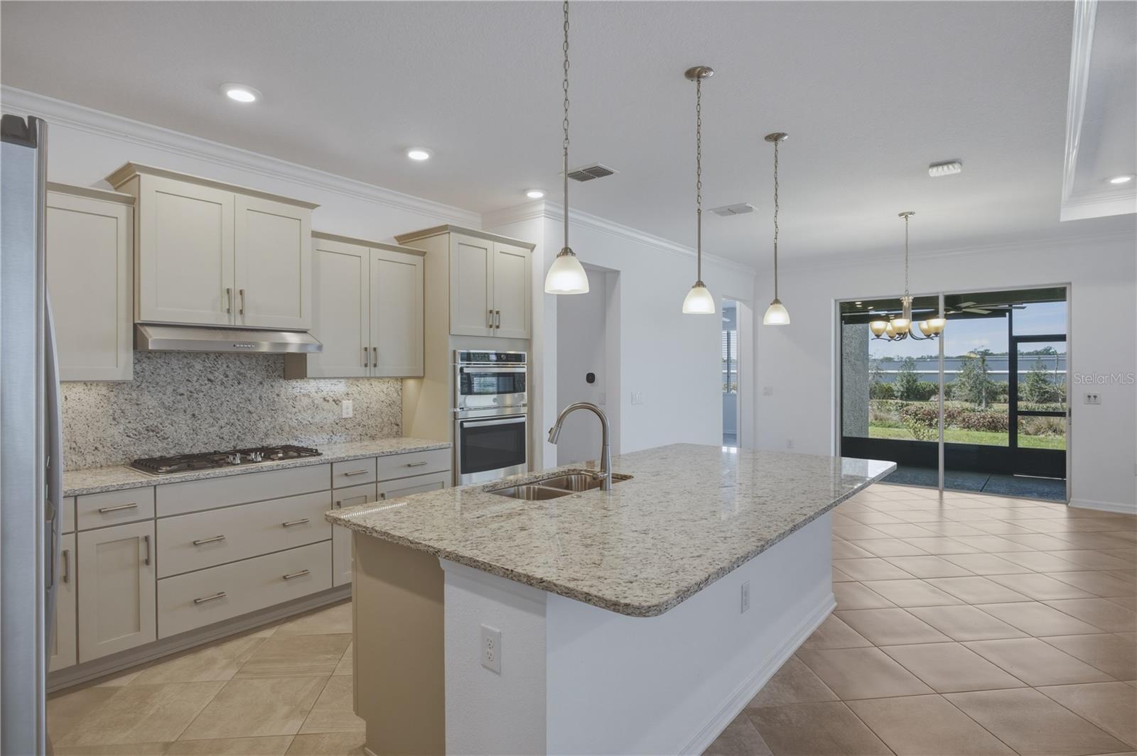 ON TOP OF THE WORLD AVALON PHASE 7 - Residential