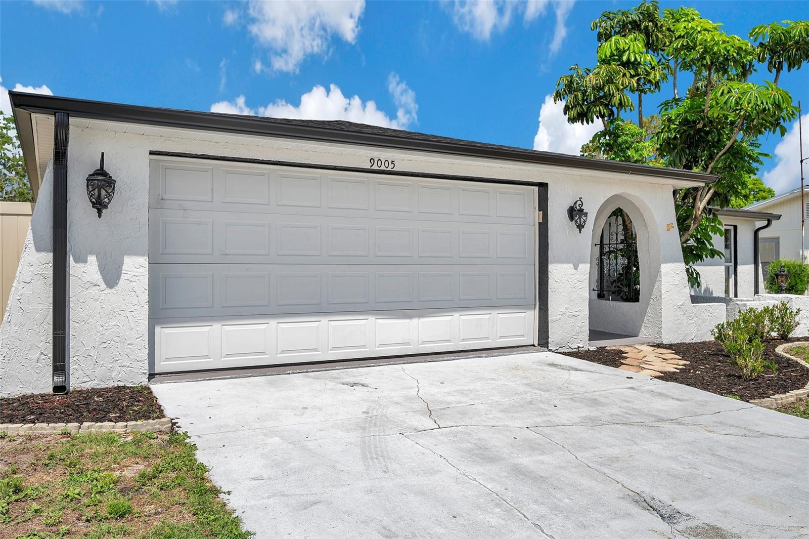 9005 LIDO LANE