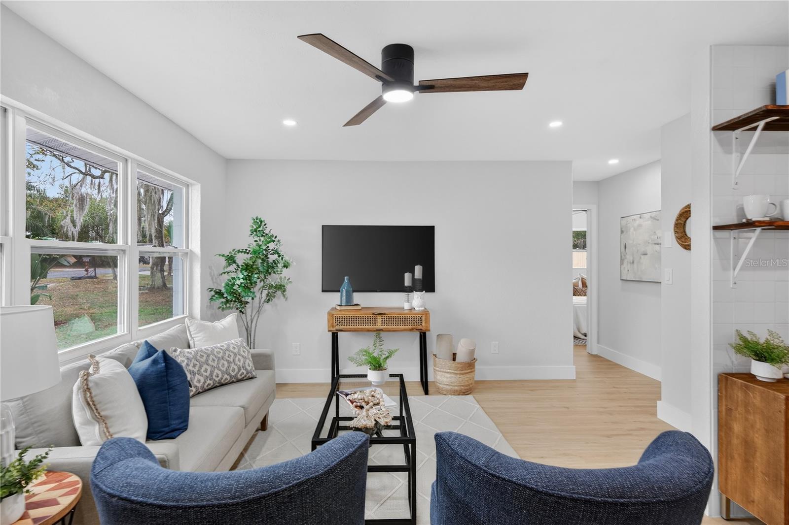 DENNISTONS ORANGE CITY DELAND FARMS - Residential