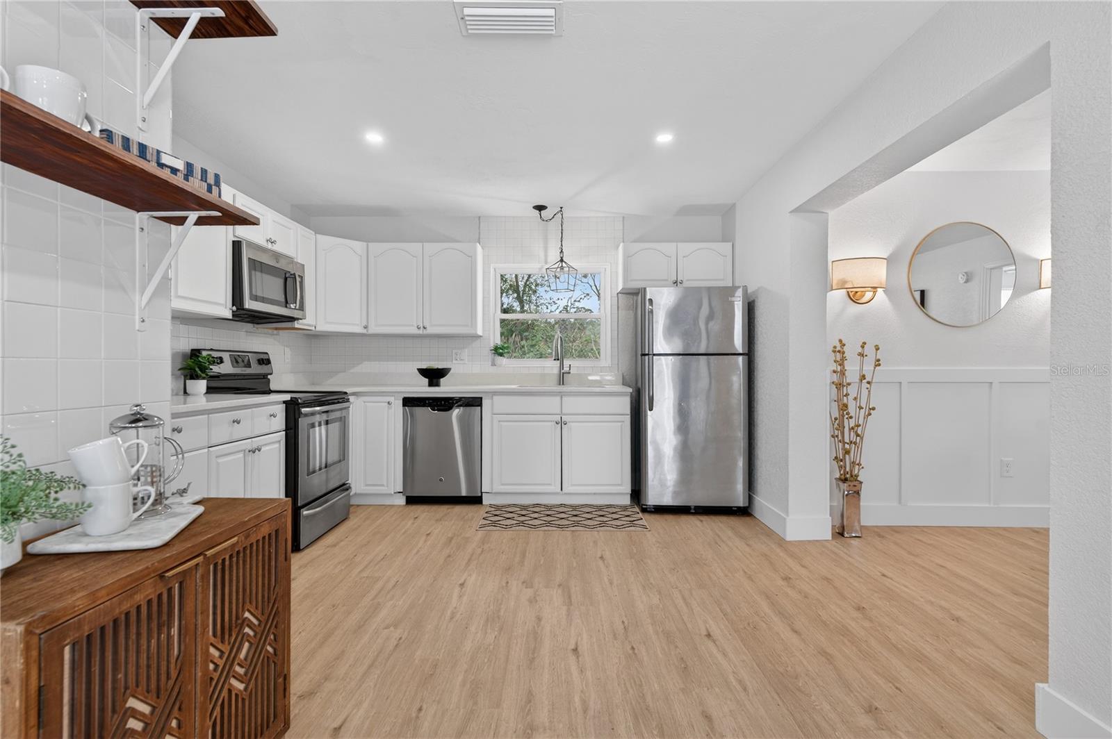 DENNISTONS ORANGE CITY DELAND FARMS - Residential