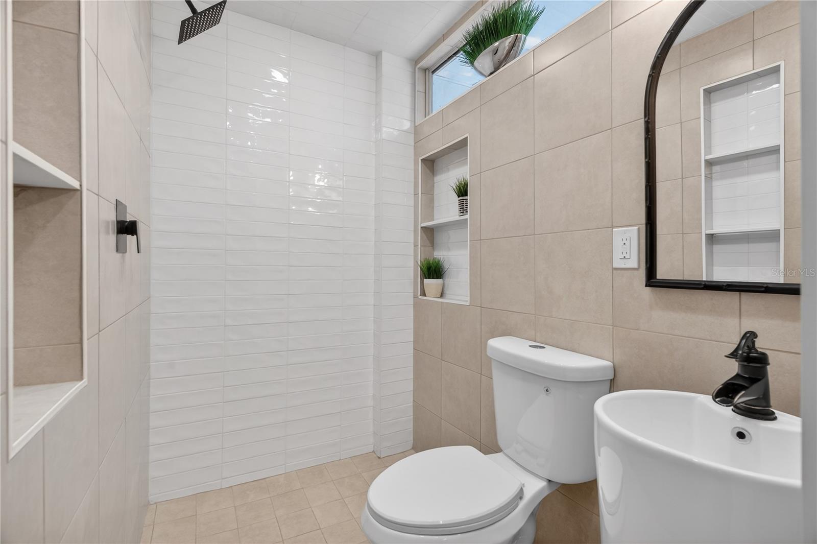 DENNISTONS ORANGE CITY DELAND FARMS - Residential