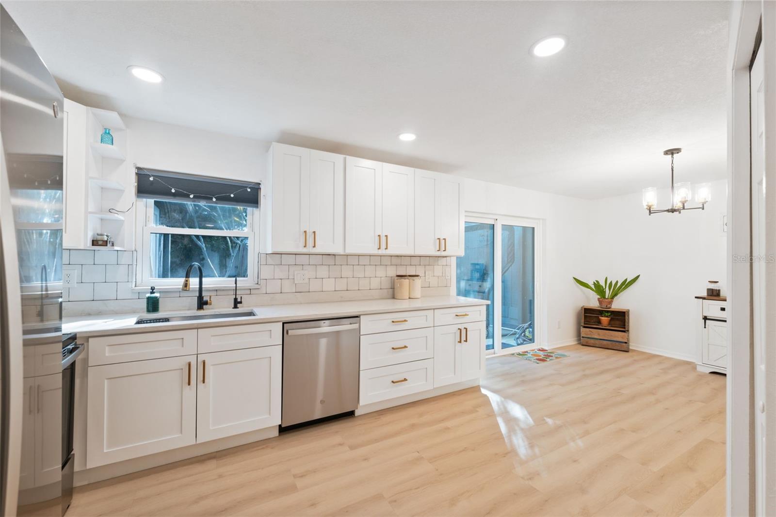 HARVARD ARMS TWNHS - Residential