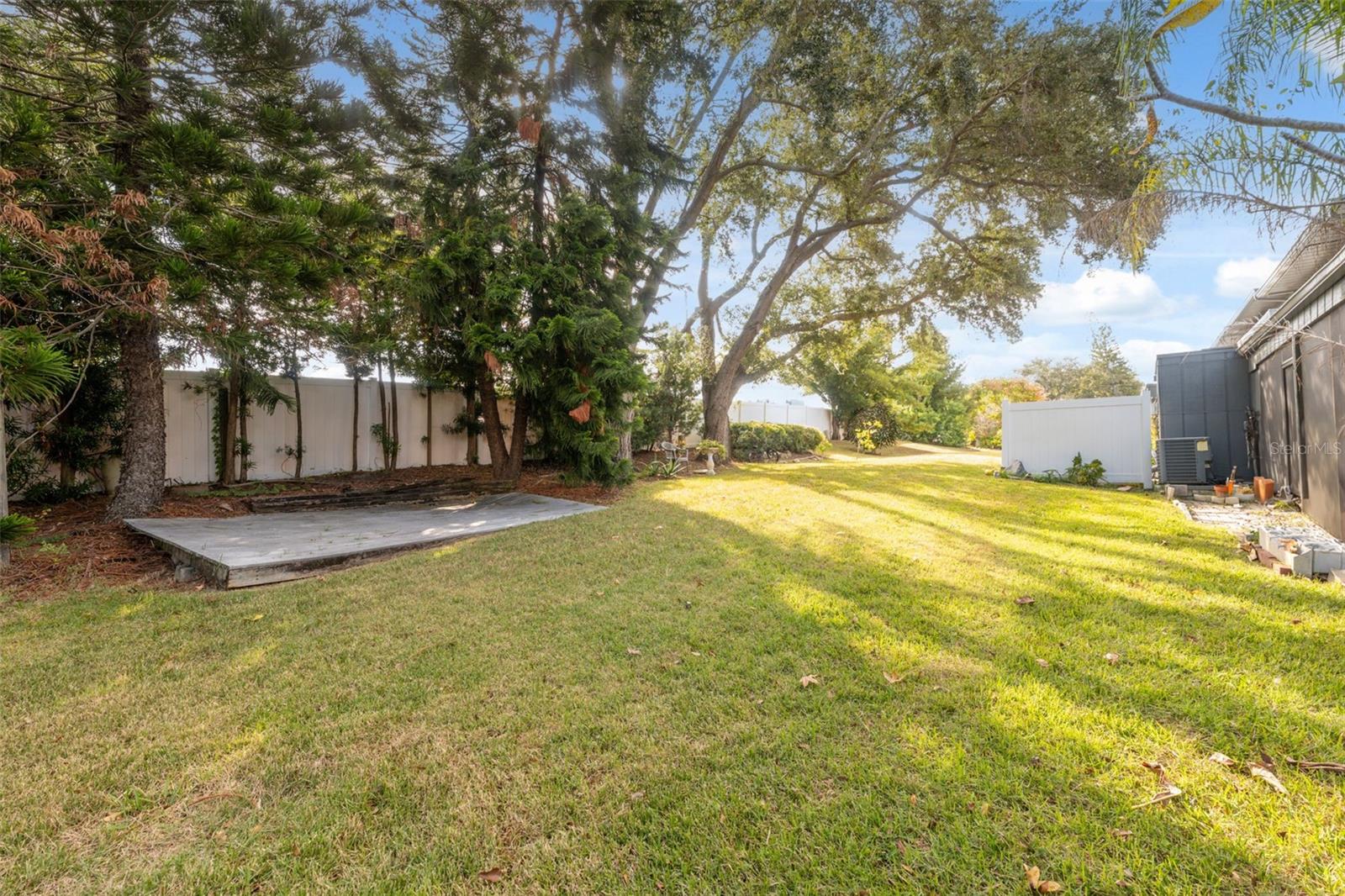 HARVARD ARMS TWNHS - Residential