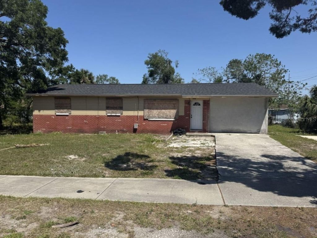 Photo of 3308 E Frierson Avenue, Tampa, FL 33610 (MLS # TB8383679)