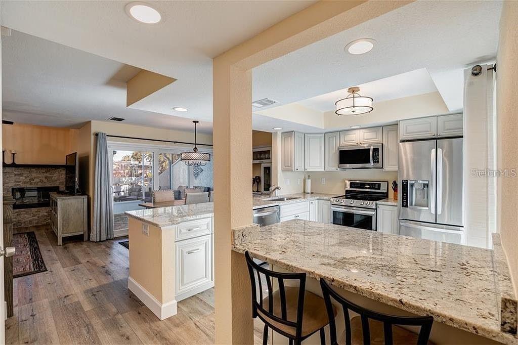 SPINNAKER COVE PH I SEC - Residential