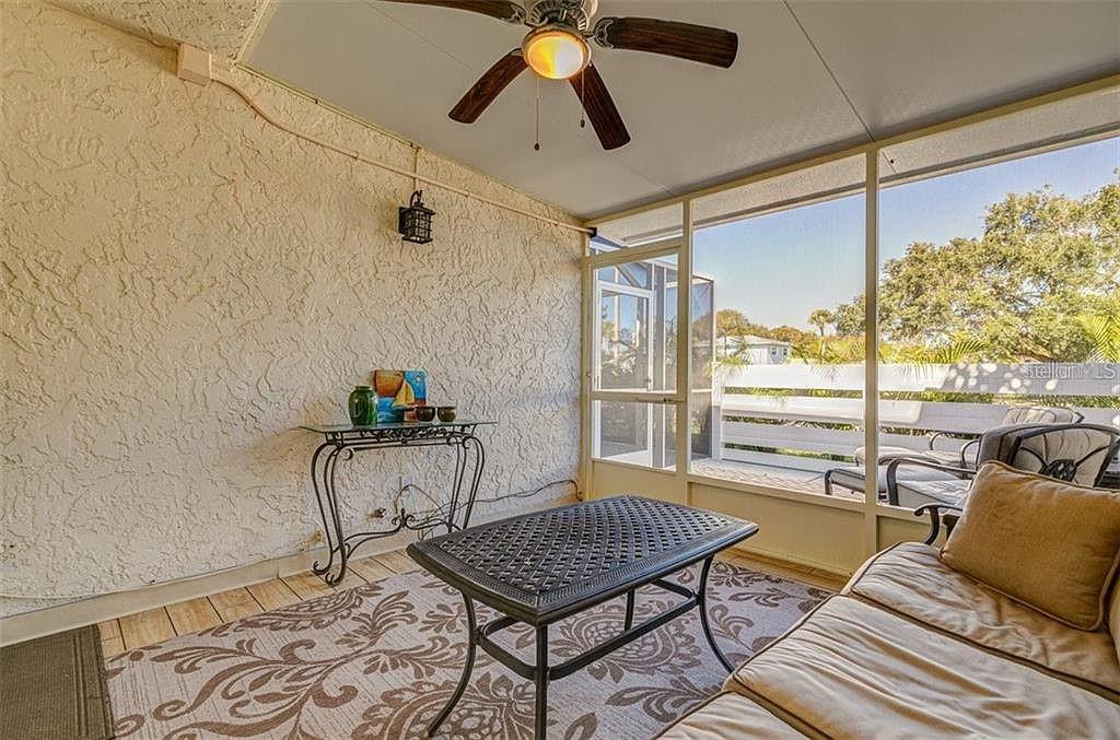 SPINNAKER COVE PH I SEC - Residential