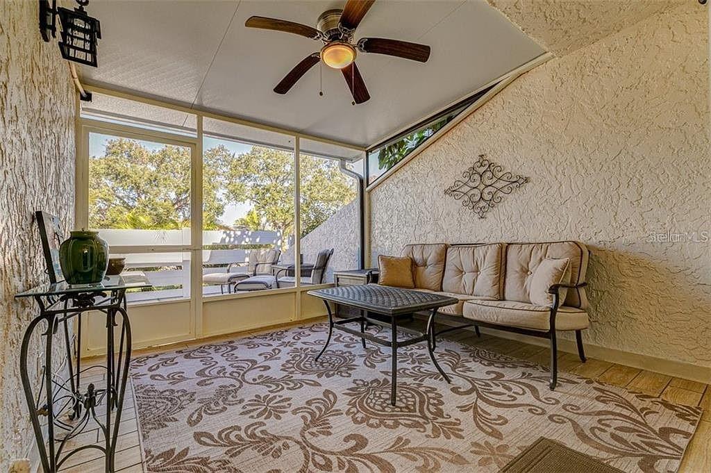 SPINNAKER COVE PH I SEC - Residential