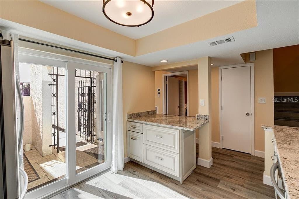 SPINNAKER COVE PH I SEC - Residential