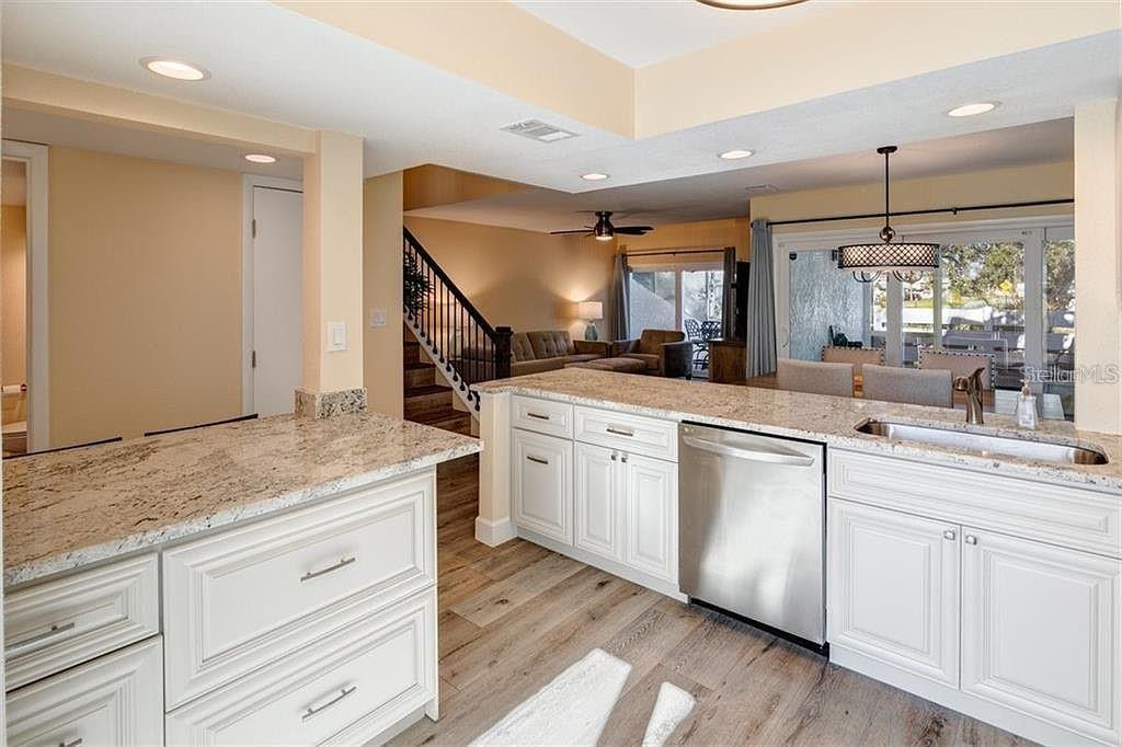 SPINNAKER COVE PH I SEC - Residential