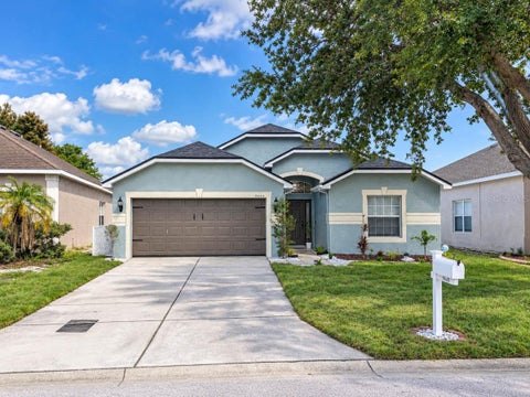 Photo of 9640 Cypress Harbor Drive, Gibsonton, FL 33534 (MLS # TB8547119)