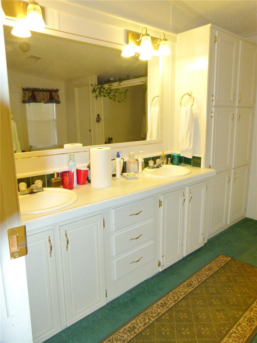 R E HAMRICK & ANNIE B HAMRICK - Residential