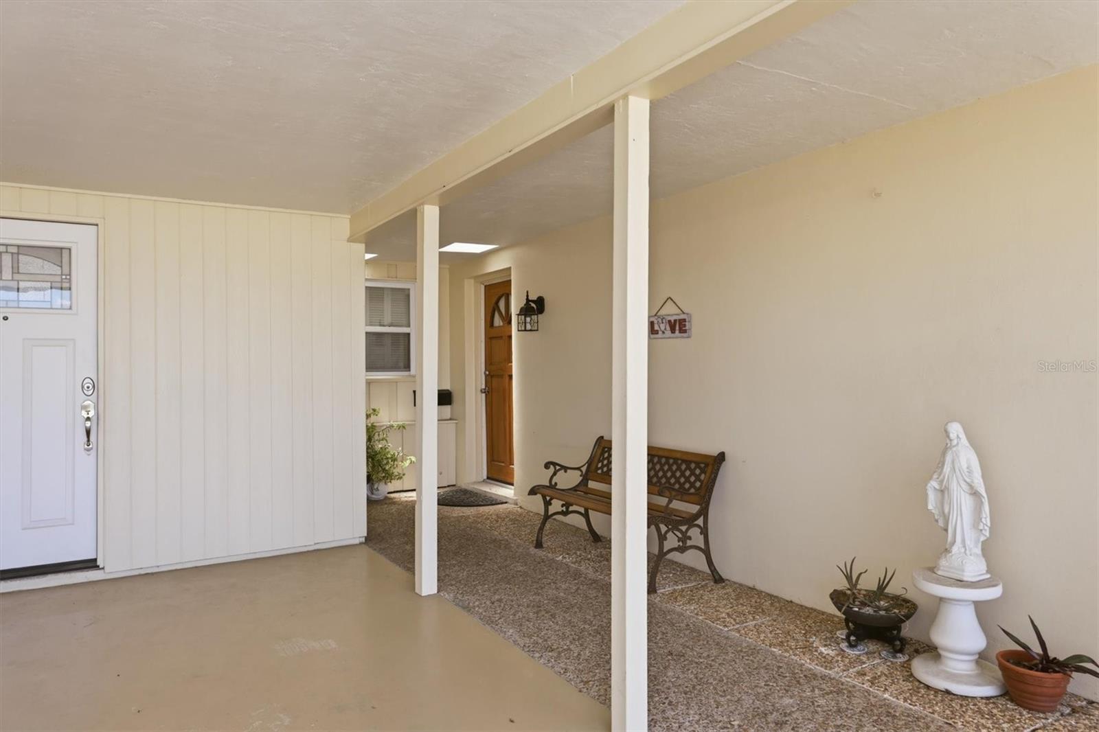 3262 BROCKTON LANE 608